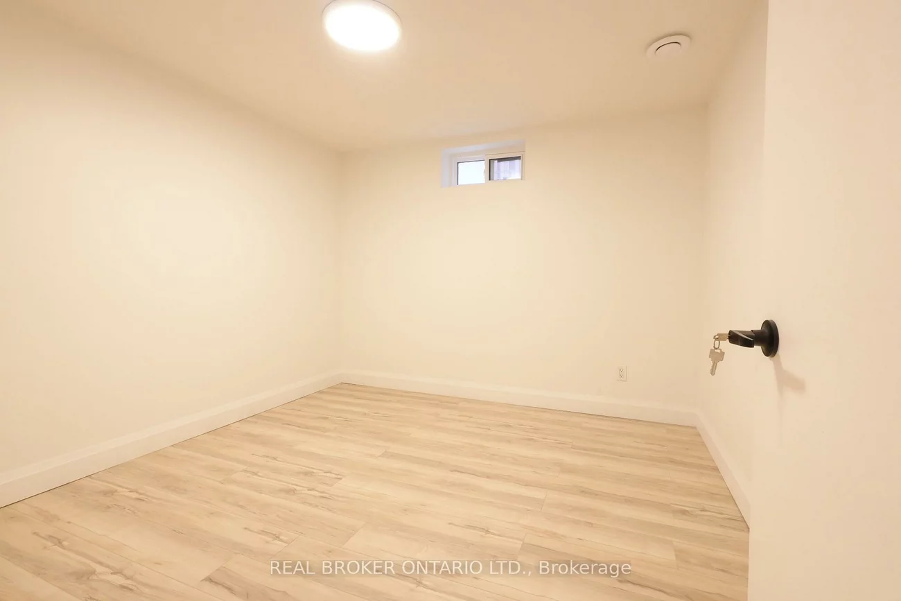 4326, Waterford, Hurontario, Mississauga