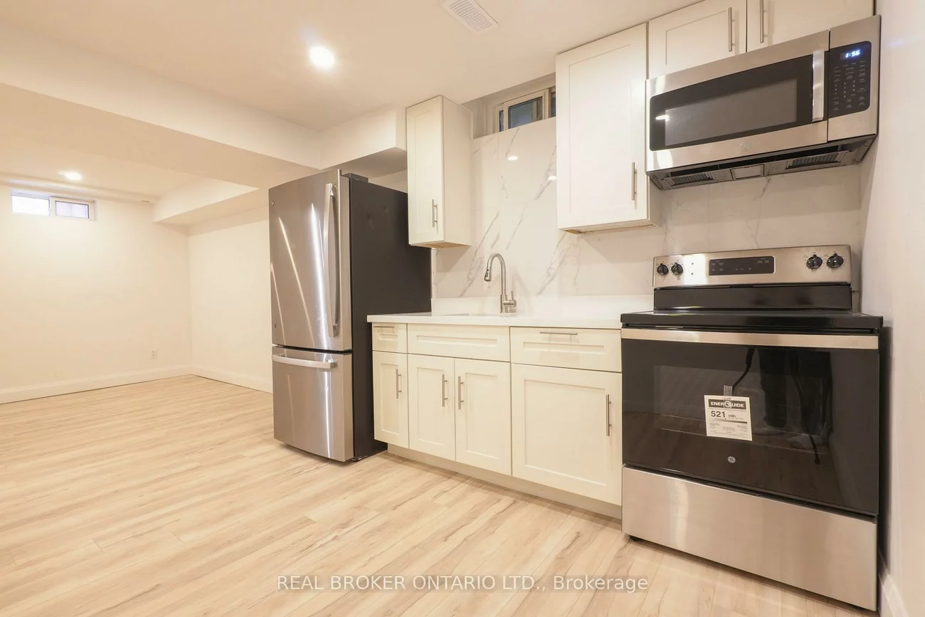 4326, Waterford, Hurontario, Mississauga