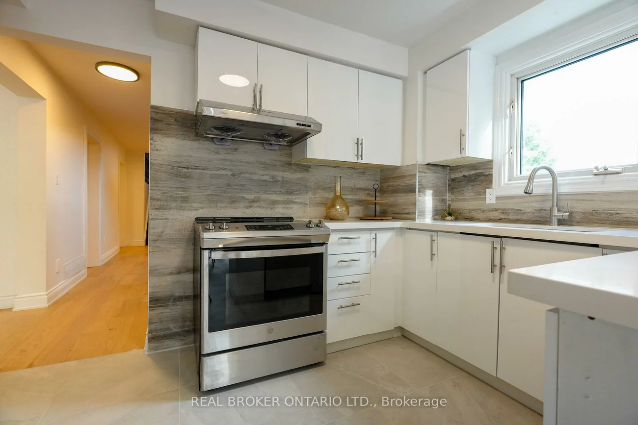4326, Waterford, Hurontario, Mississauga