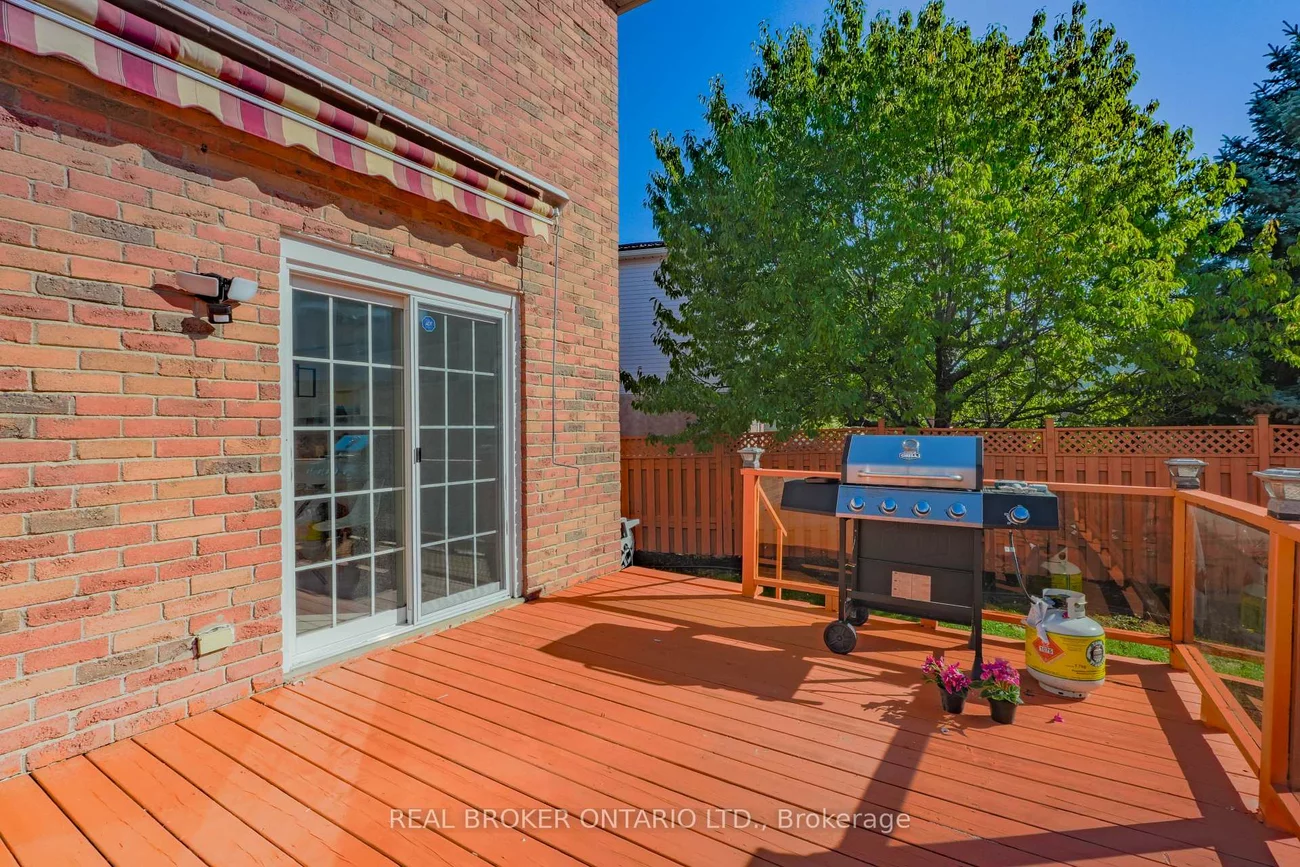 4326, Waterford, Hurontario, Mississauga