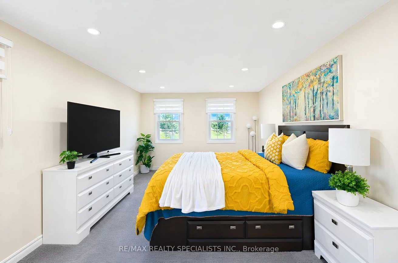 3048, TOURS, Meadowvale, Mississauga