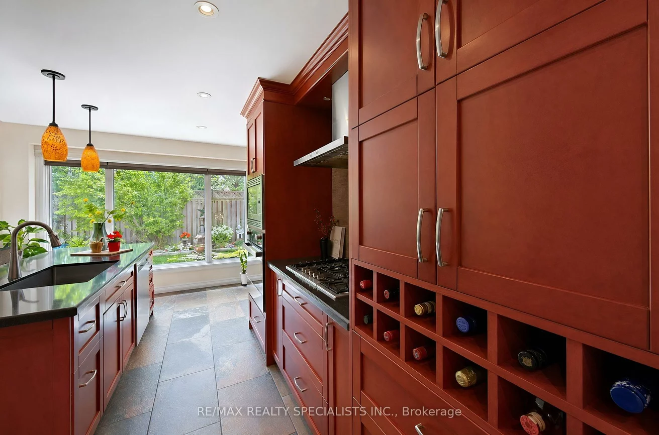 3048, TOURS, Meadowvale, Mississauga