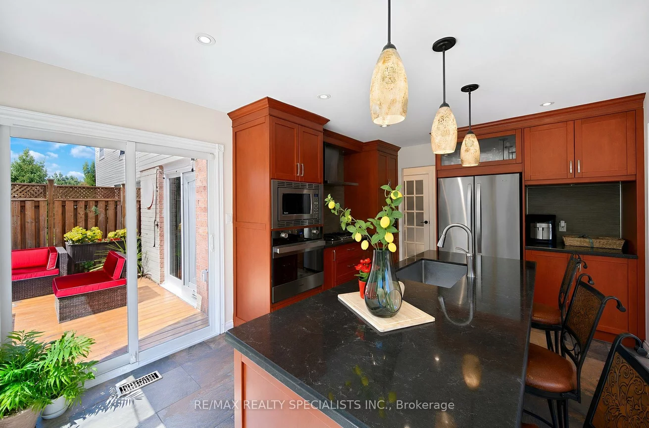 3048, TOURS, Meadowvale, Mississauga