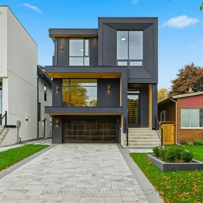 957, Halliday, Lakeview, Mississauga