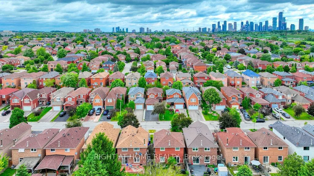 4769, Rosebush, East Credit, Mississauga