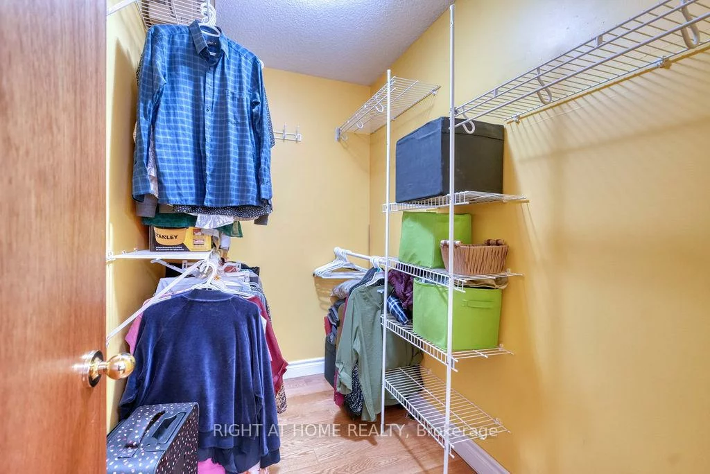 4769, Rosebush, East Credit, Mississauga