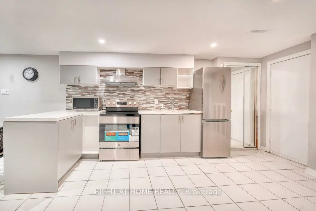 4769, Rosebush, East Credit, Mississauga
