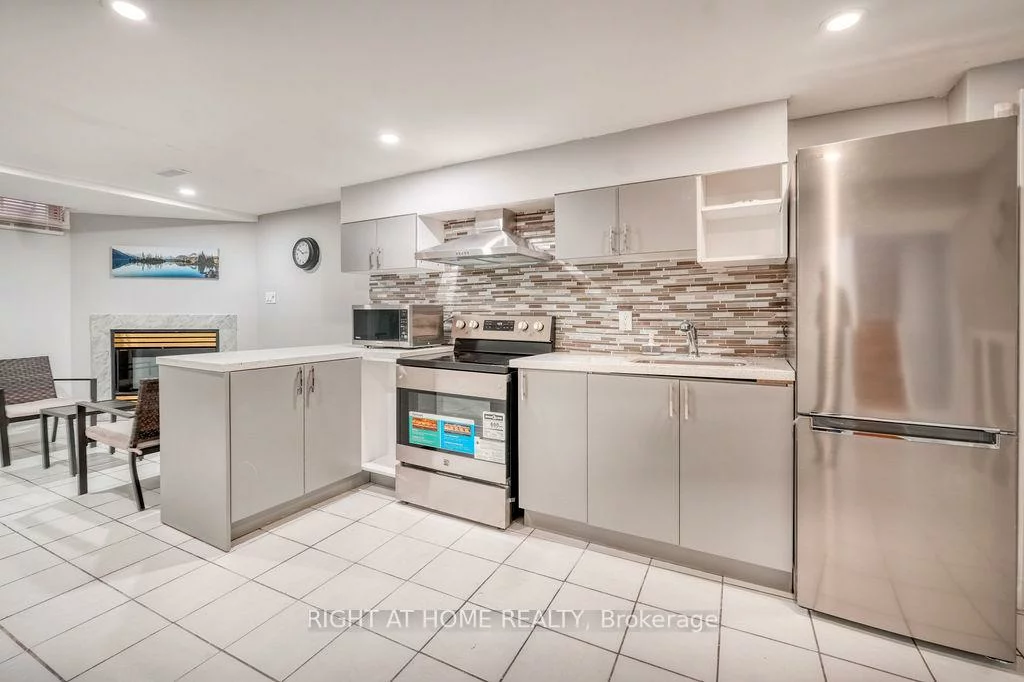 4769, Rosebush, East Credit, Mississauga