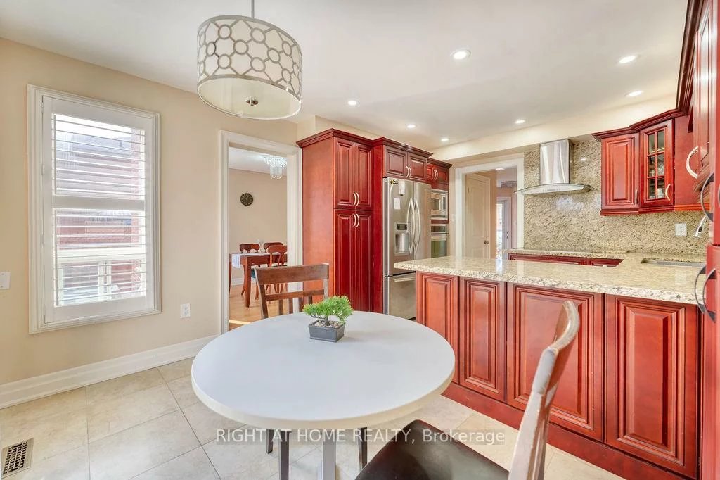 4769, Rosebush, East Credit, Mississauga