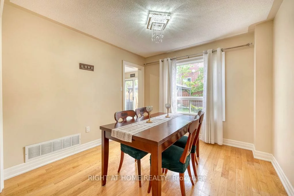 4769, Rosebush, East Credit, Mississauga