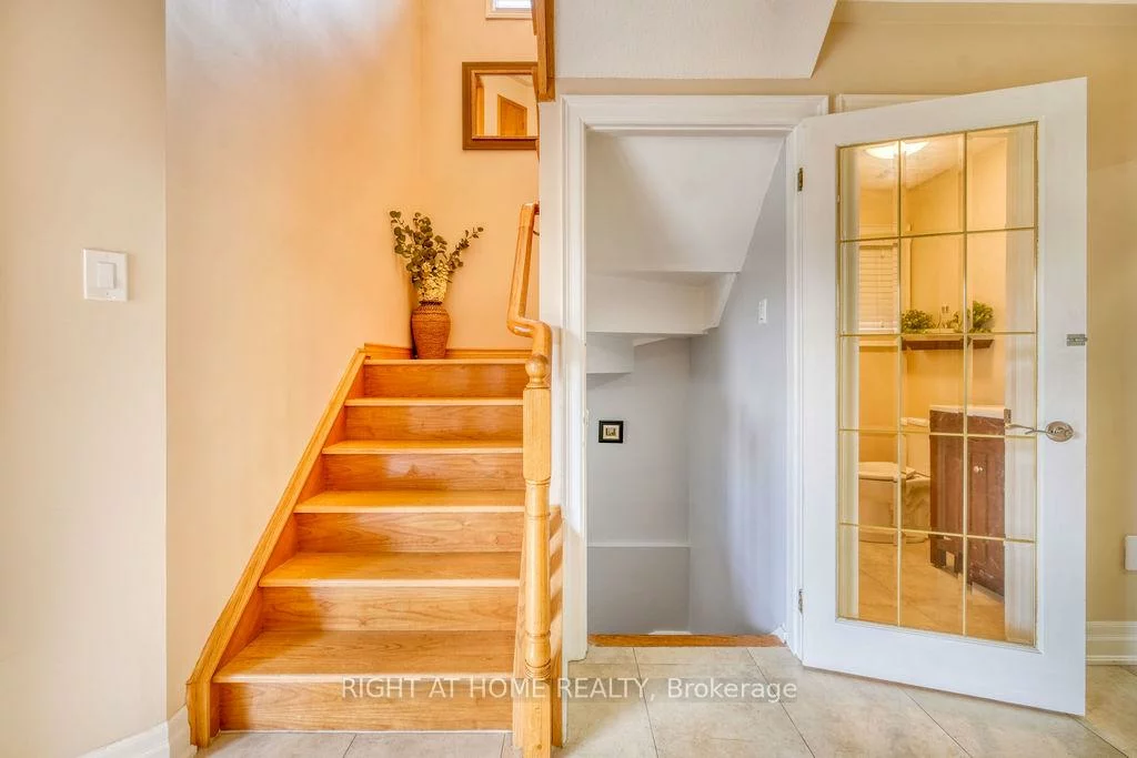 4769, Rosebush, East Credit, Mississauga