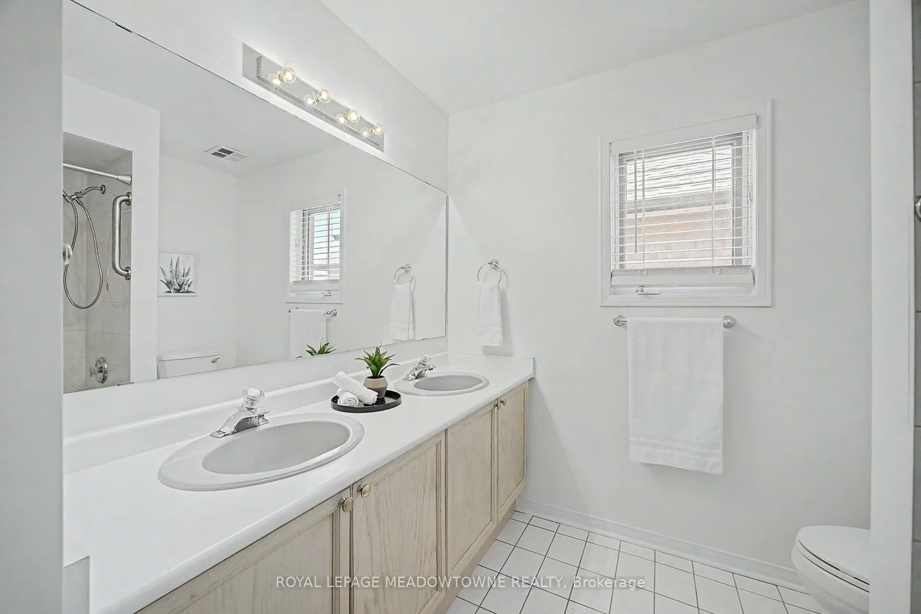 6012, Maple Gate, Lisgar, Mississauga
