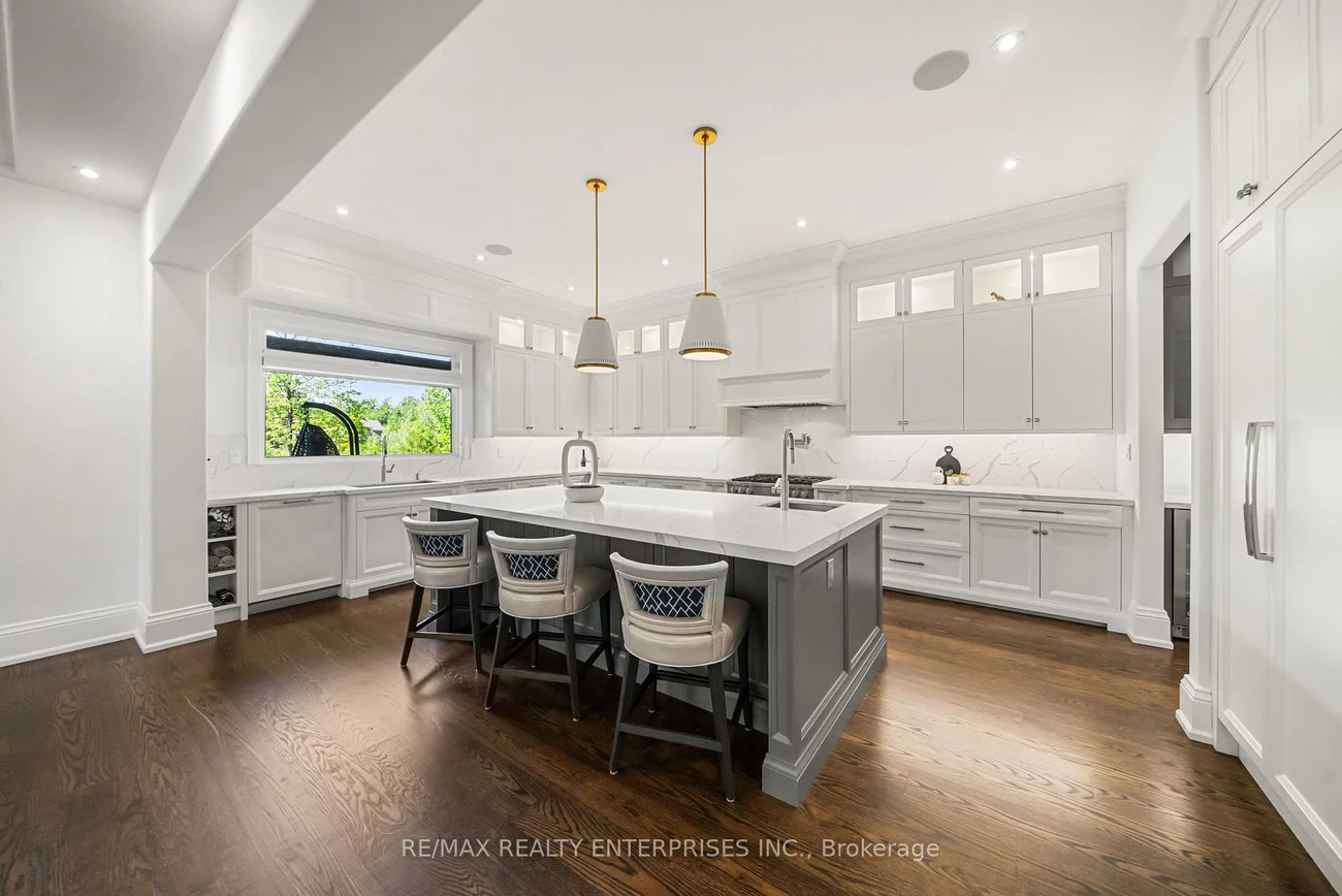 1229, Indian, Lorne Park, Mississauga