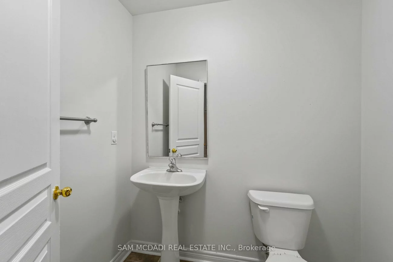891, Oasis, East Credit, Mississauga