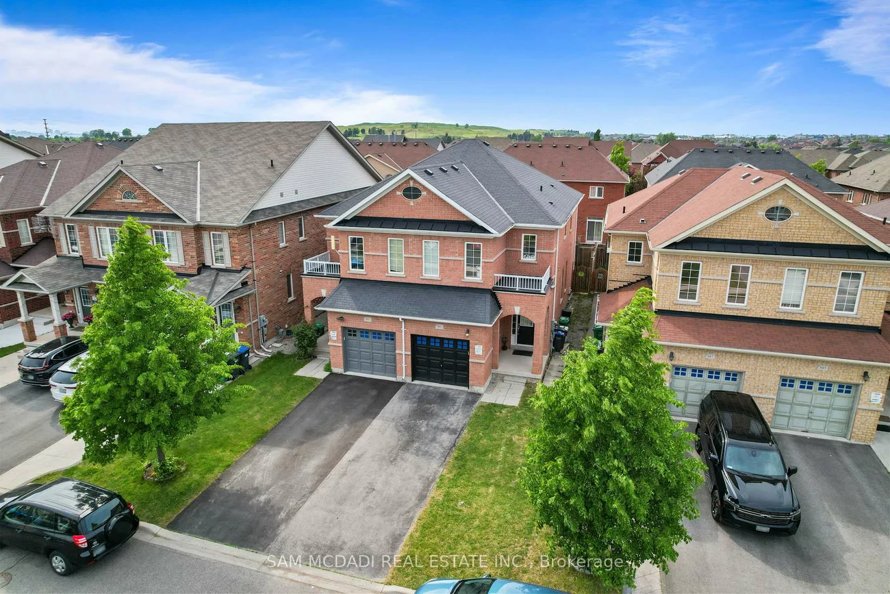 891, Oasis, East Credit, Mississauga