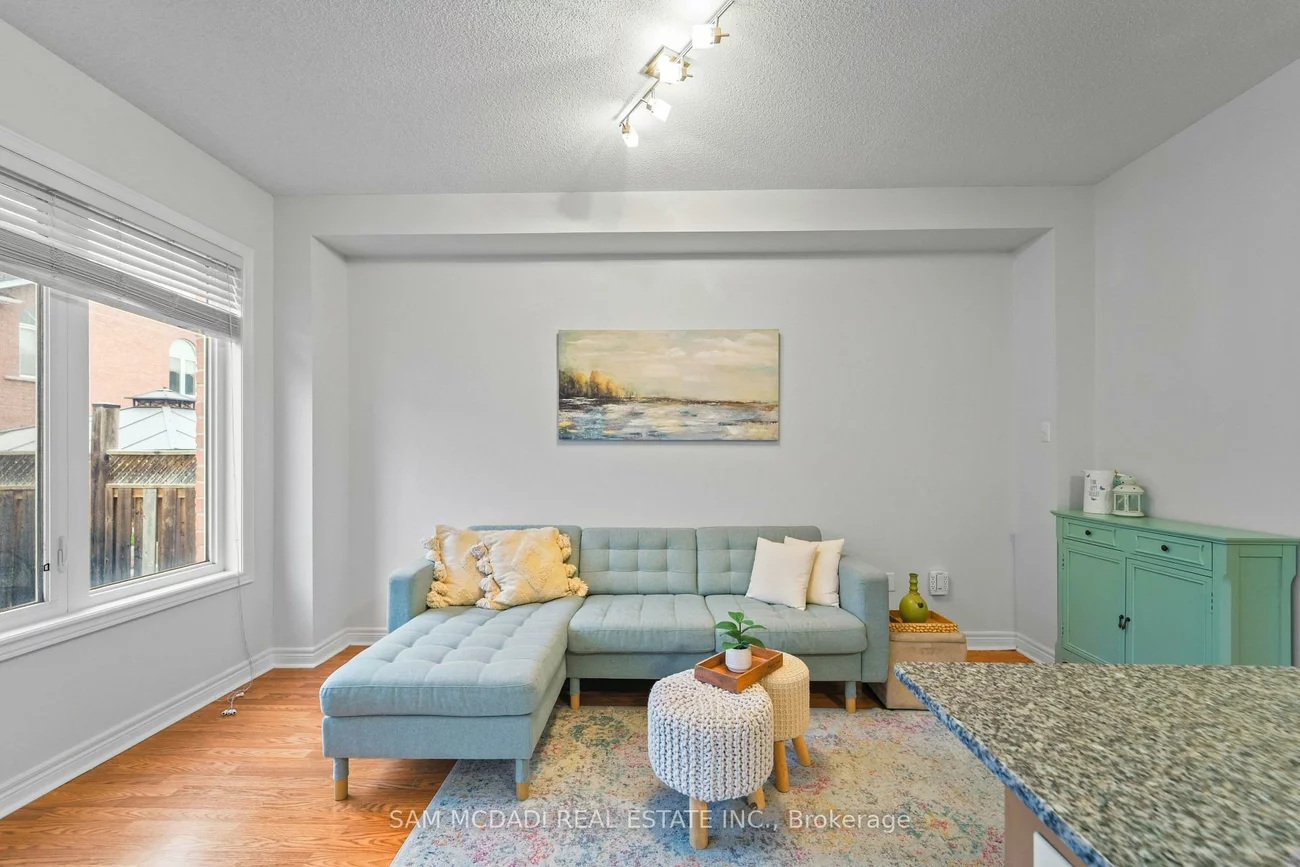 891, Oasis, East Credit, Mississauga