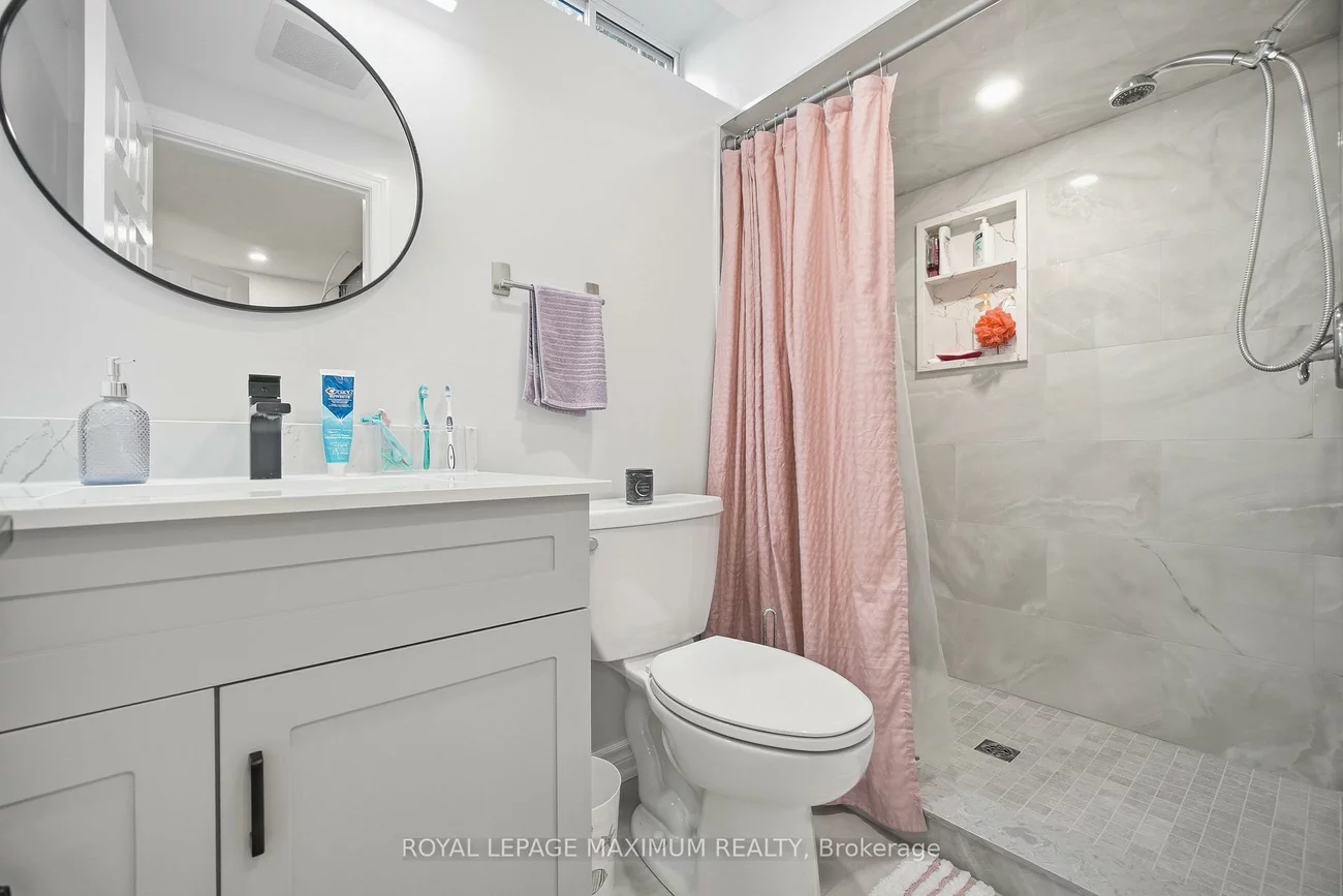 7493, Bybrook, Malton, Mississauga