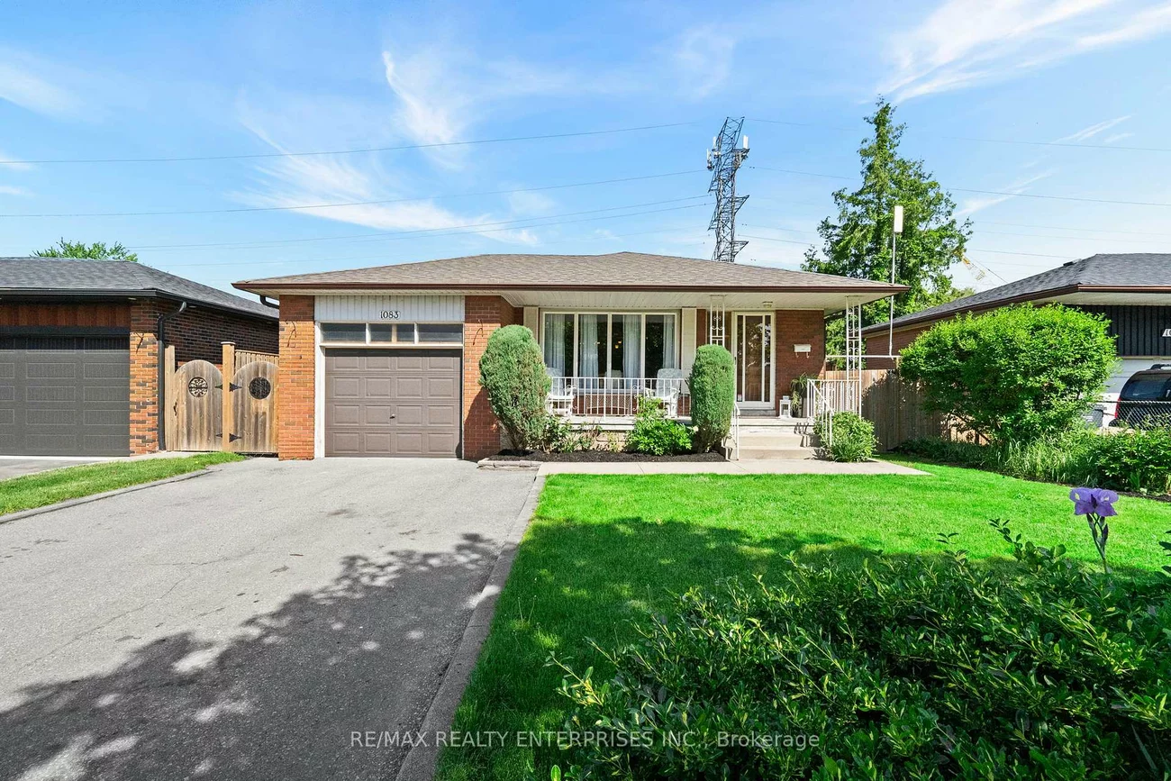 1083, Melton, Lakeview, Mississauga