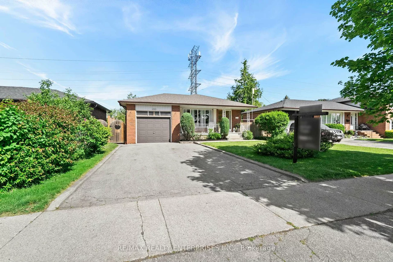 1083, Melton, Lakeview, Mississauga