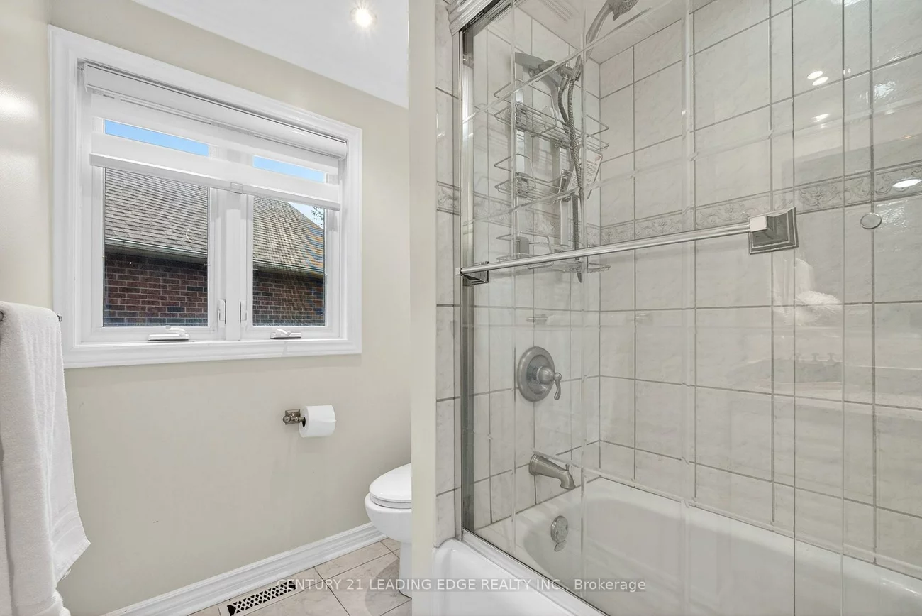 2300, Folkway, Erin Mills, Mississauga