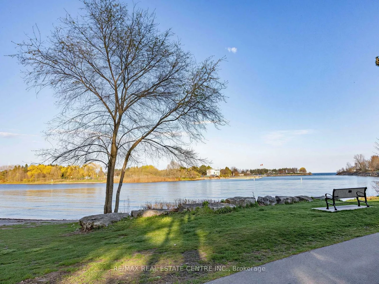 592, Montbeck, Port Credit, Mississauga
