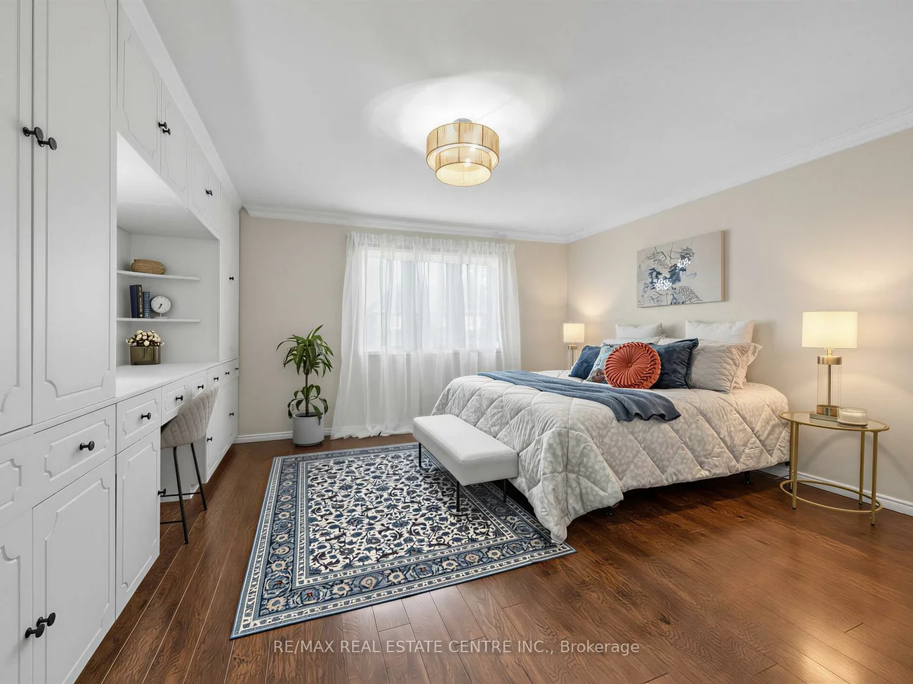 592, Montbeck, Port Credit, Mississauga