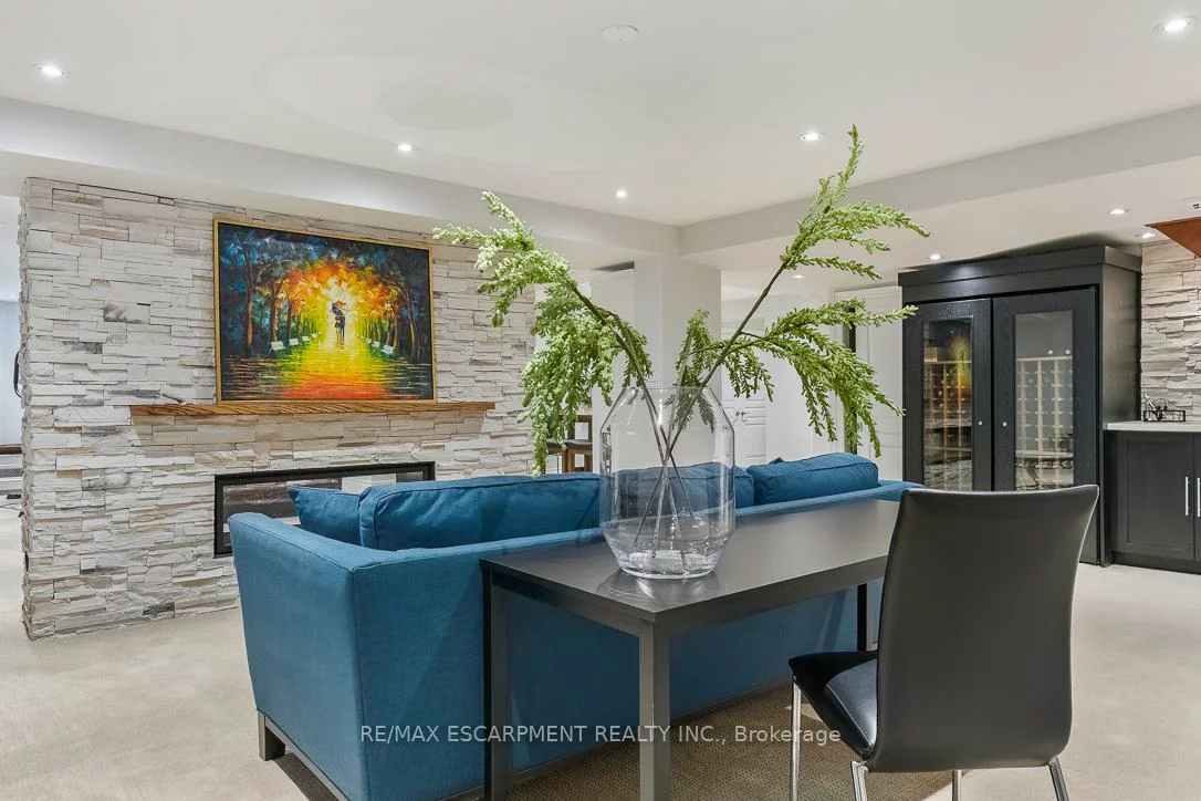 519, Hancock, Lorne Park, Mississauga