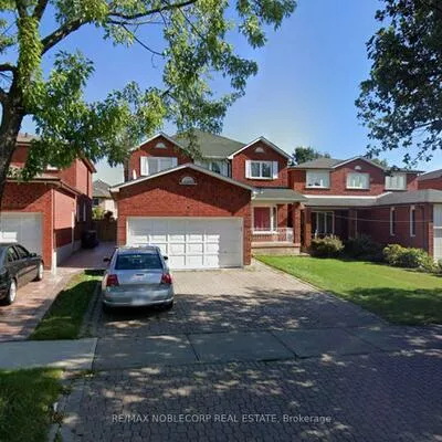 108, Springbrooke, Hurontario, Mississauga