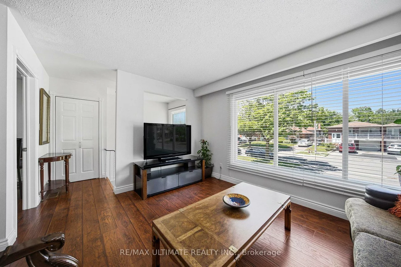 705, Eaglemount, Erindale, Mississauga