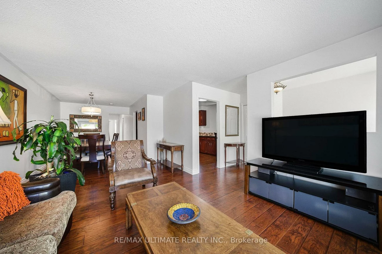 705, Eaglemount, Erindale, Mississauga