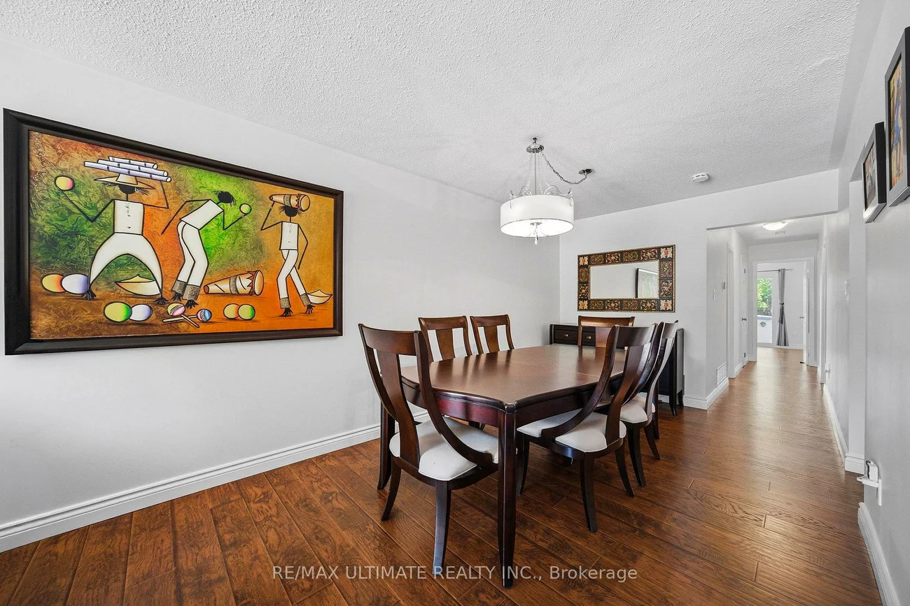 705, Eaglemount, Erindale, Mississauga