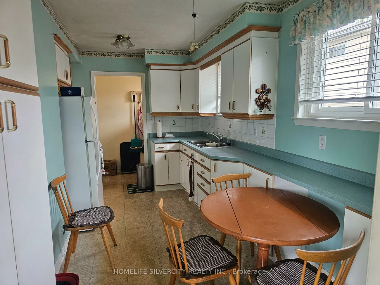 7746, Redstone, Malton, Mississauga