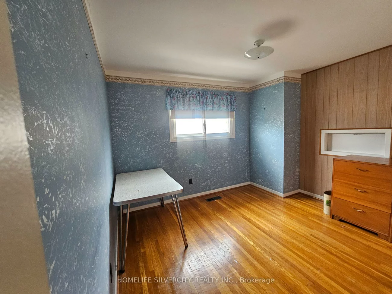 7746, Redstone, Malton, Mississauga