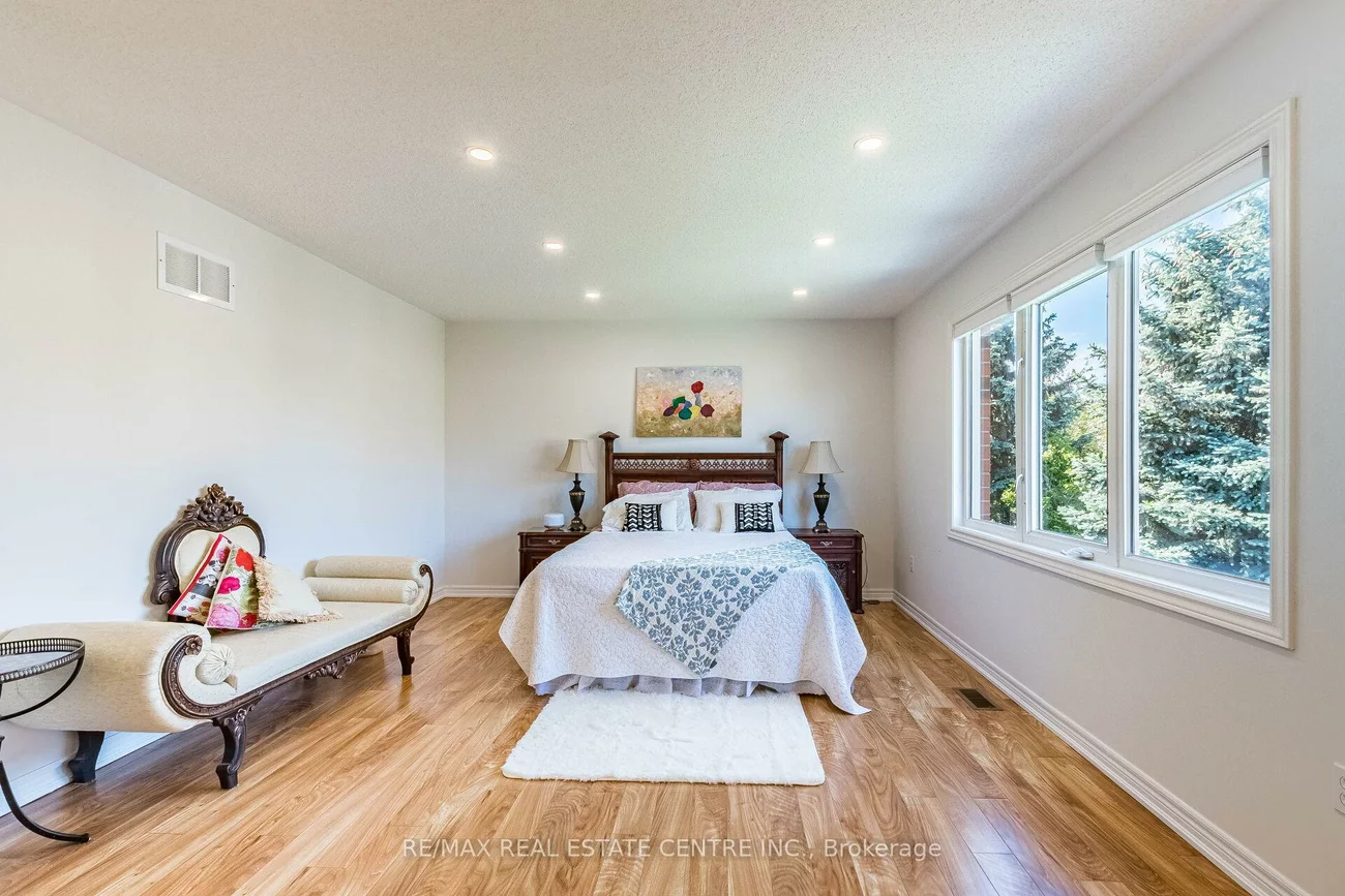 5343, Russell View, Central Erin Mills, Mississauga