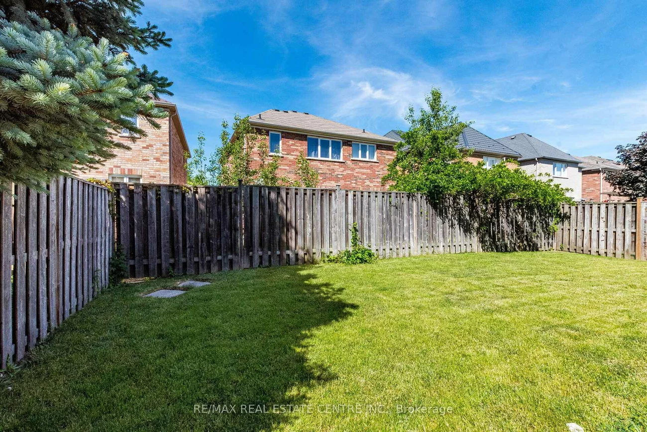 5343, Russell View, Central Erin Mills, Mississauga