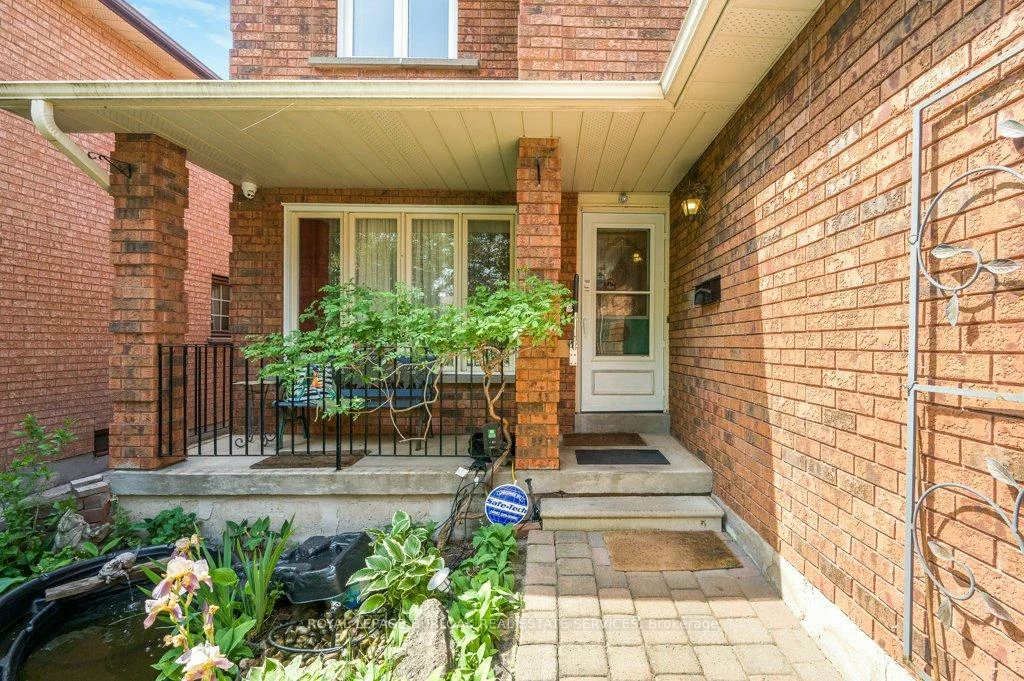 4649, The Gallops, Central Erin Mills, Mississauga