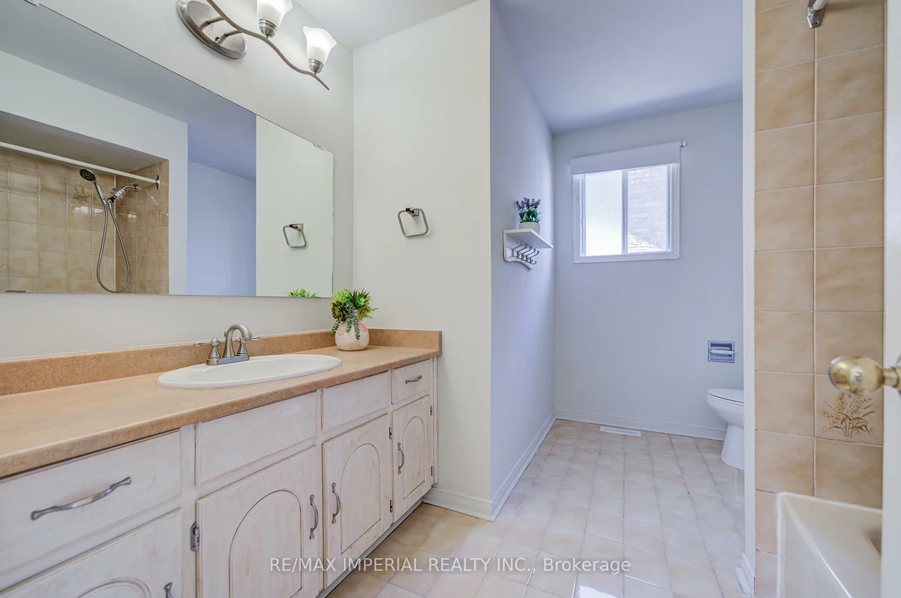 3377, Hargrove, Erin Mills, Mississauga