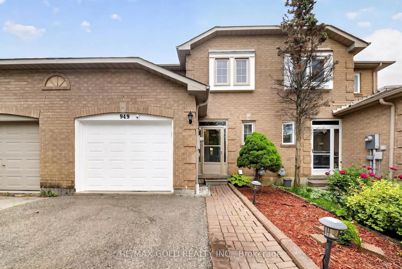 949, Blizzard, East Credit, Mississauga