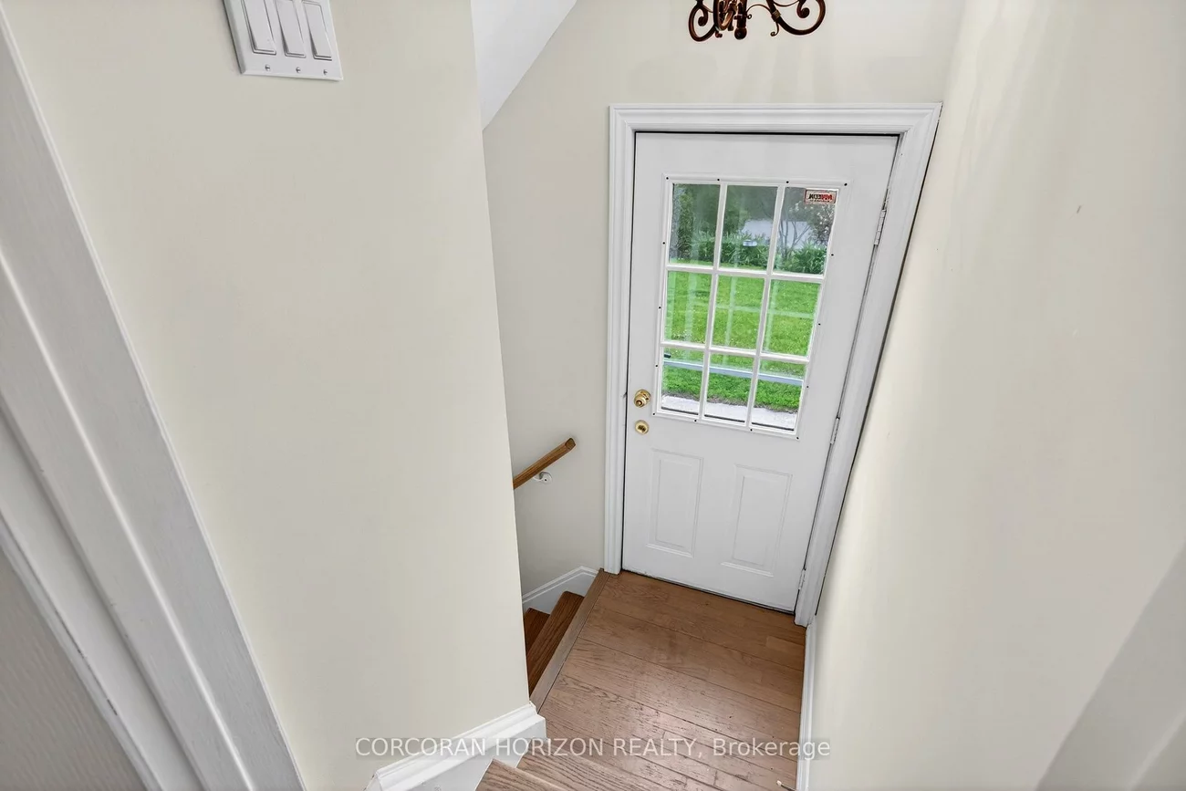 77, Mineola, Mineola, Mississauga