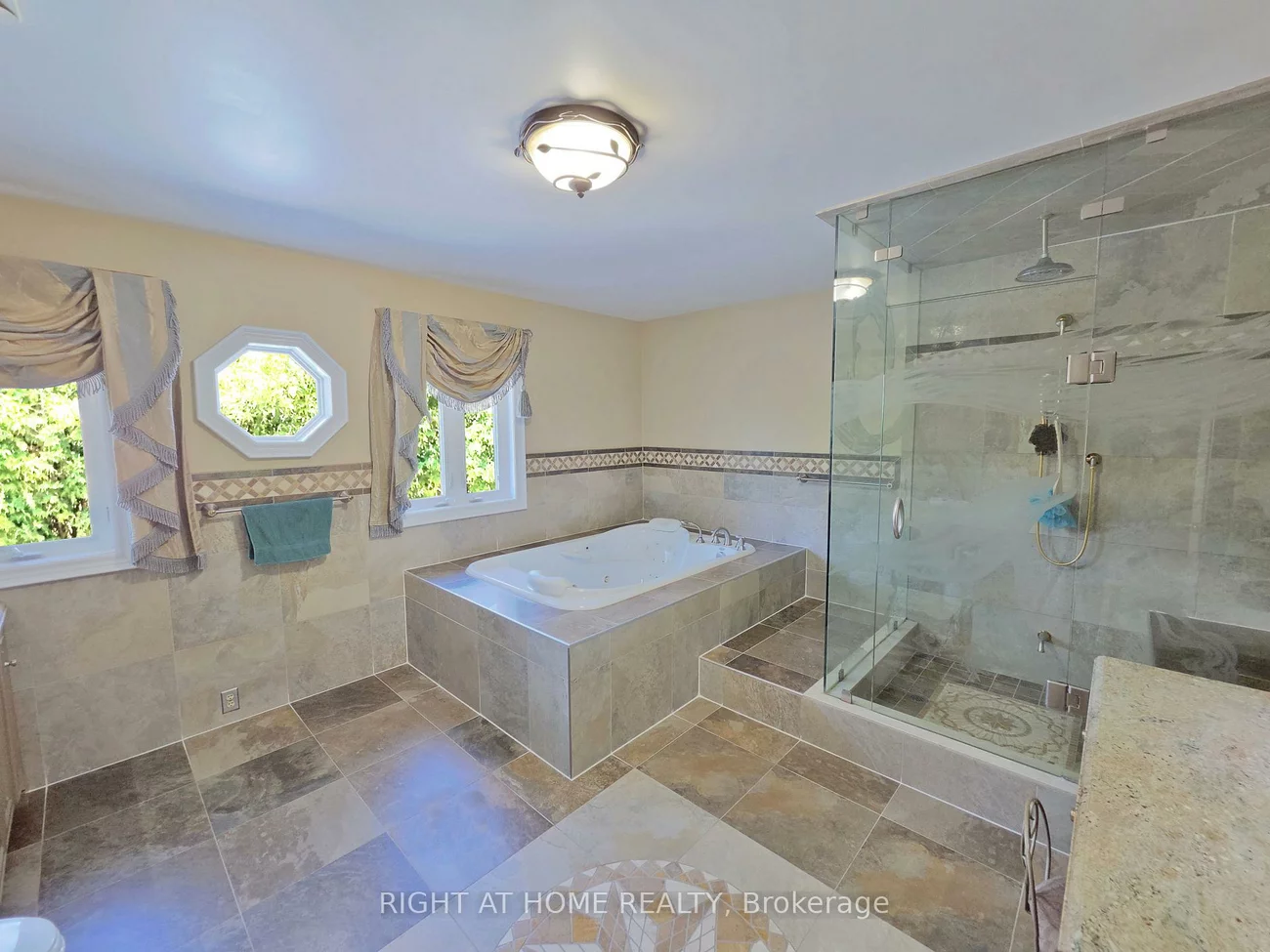 2428, Old Carriage, Erindale, Mississauga