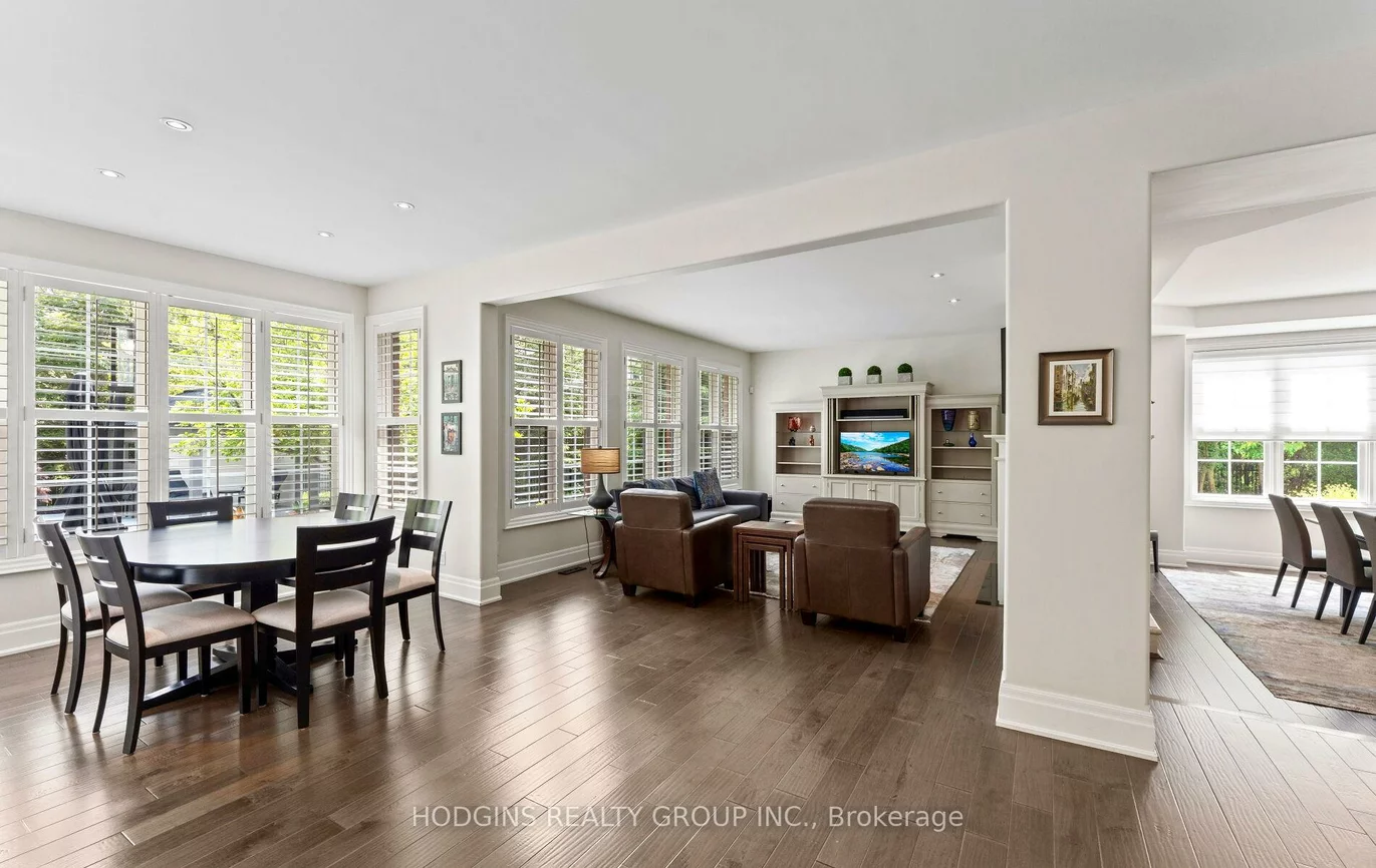 785, Canyon, Lorne Park, Mississauga