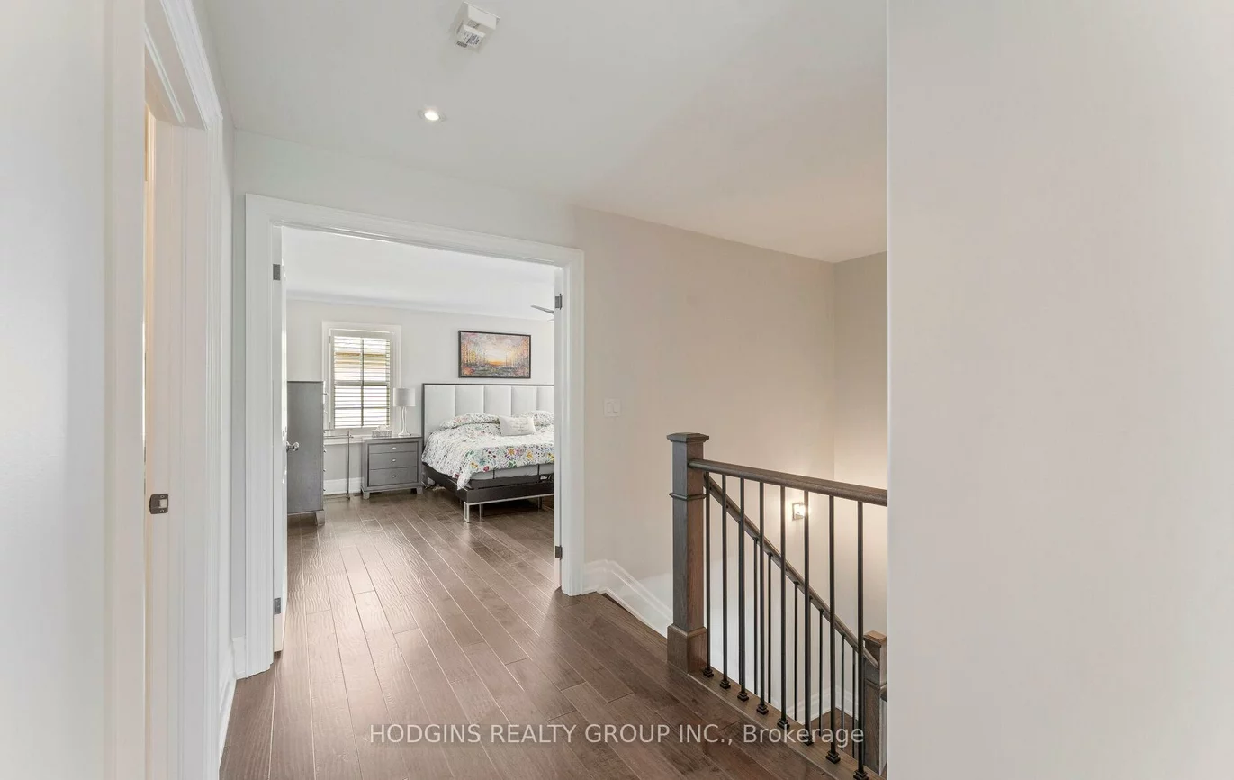 785, Canyon, Lorne Park, Mississauga