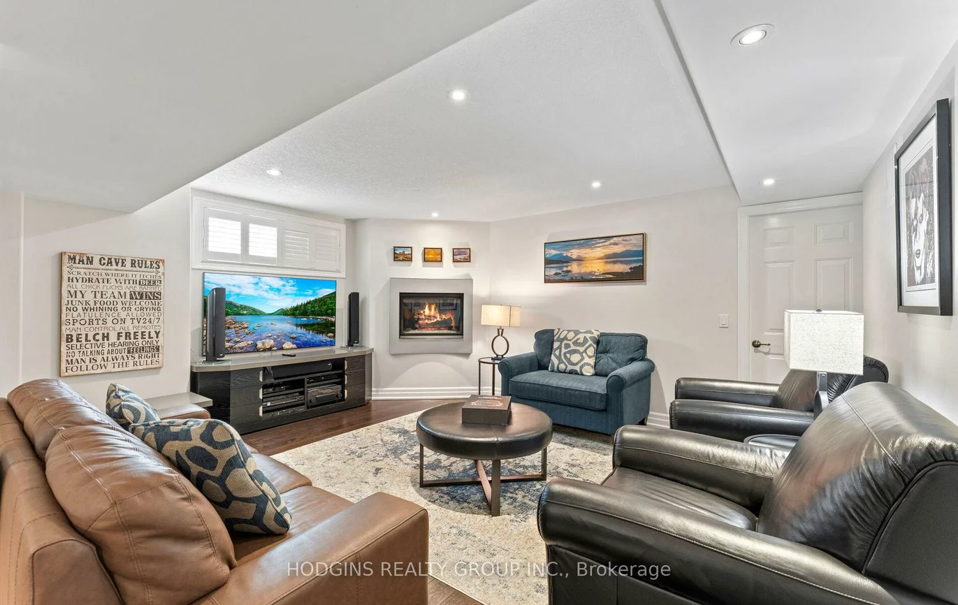 785, Canyon, Lorne Park, Mississauga