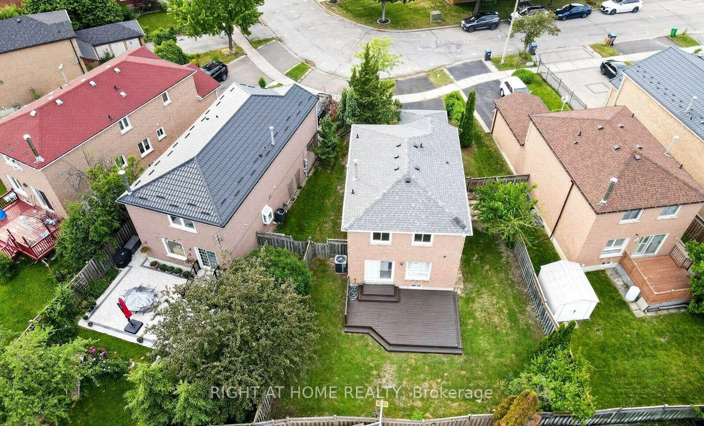 247, Glenn Hawthorne, Hurontario, Mississauga