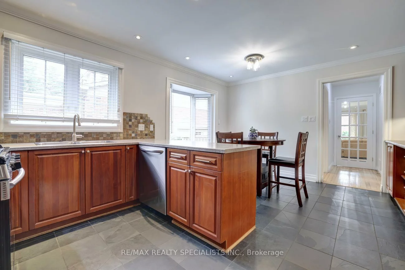 2510, Maid Marian, Sheridan, Mississauga