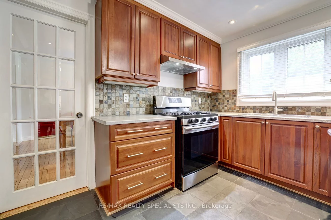 2510, Maid Marian, Sheridan, Mississauga