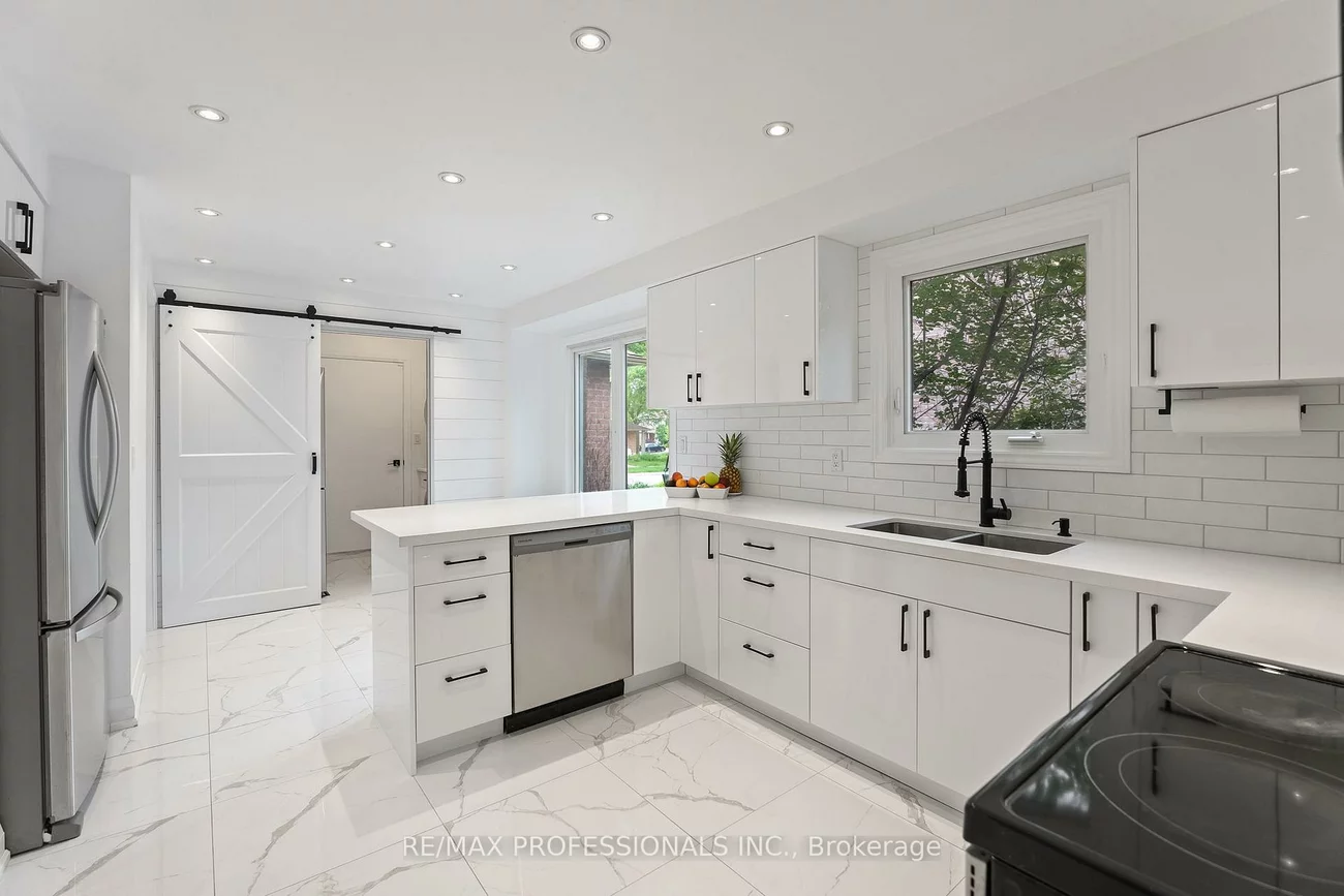 6031, Edenwood, Meadowvale, Mississauga