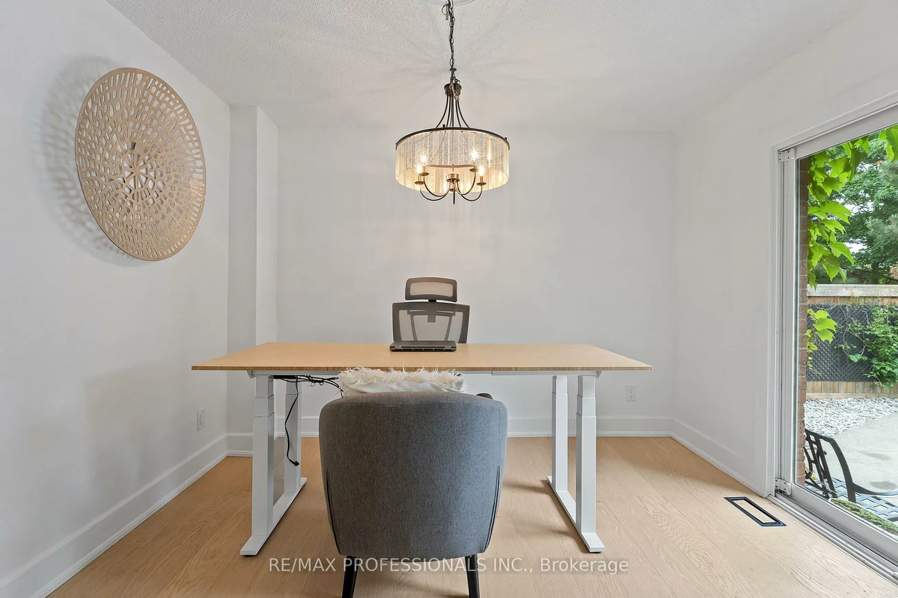 6031, Edenwood, Meadowvale, Mississauga