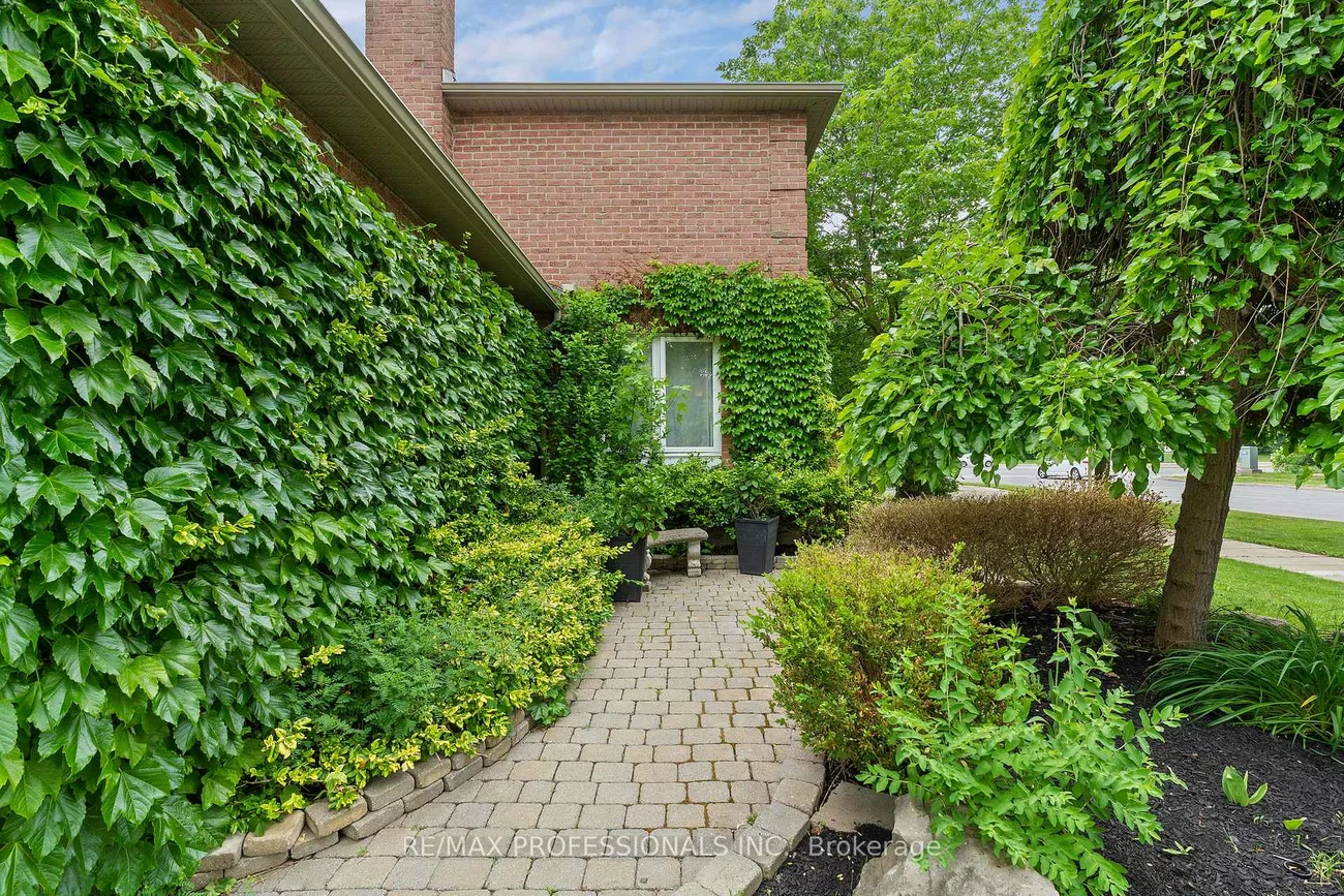 6031, Edenwood, Meadowvale, Mississauga