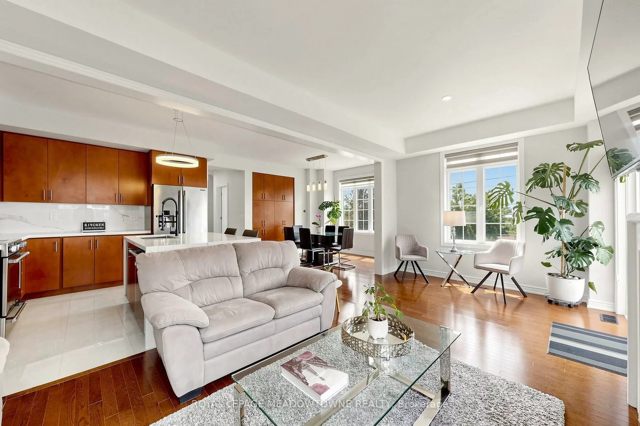 3892, Arvona, Churchill Meadows, Mississauga